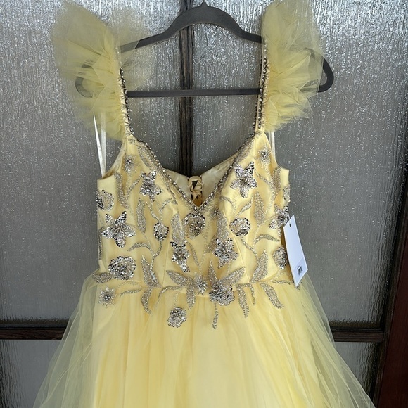 Mac Duggal 68162 yellow corset back ball gown size 12 NEW $798 - Picture 4 of 16